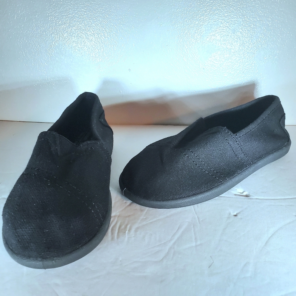 Toms Youth Toddler Black Slip On Canvas Size T10